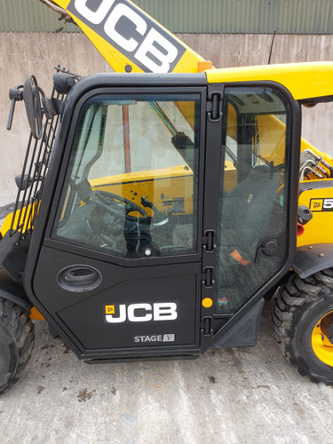 Teleszkópos rakodó 2021 JCB 525-60: 10 kép.