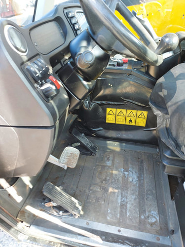 Teleszkópos rakodó 2021 JCB 527-58: 13 kép.