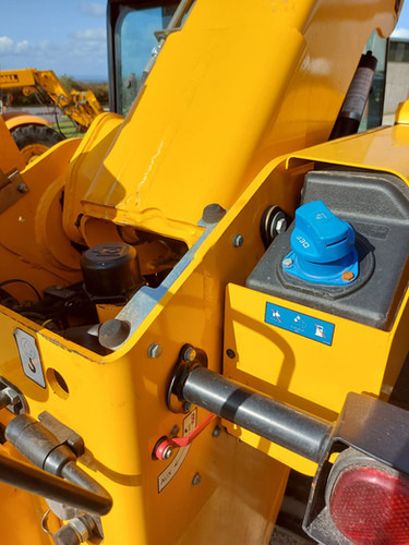 Teleszkópos rakodó 2021 JCB 527-58: 15 kép.