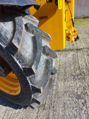 Teleszkópos rakodó 2021 JCB 527-58: 9 kép.