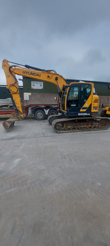 2022 Hyundai HX145 LCR - Lánctalpas kotró: 3 kép. 2022 Hyundai HX145 LCR - Lánctalpas kotró: 3 kép.