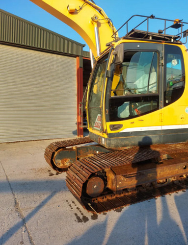 Hyundai R140LC-9A - Lánctalpas kotró: 2 kép. Hyundai R140LC-9A - Lánctalpas kotró: 2 kép.