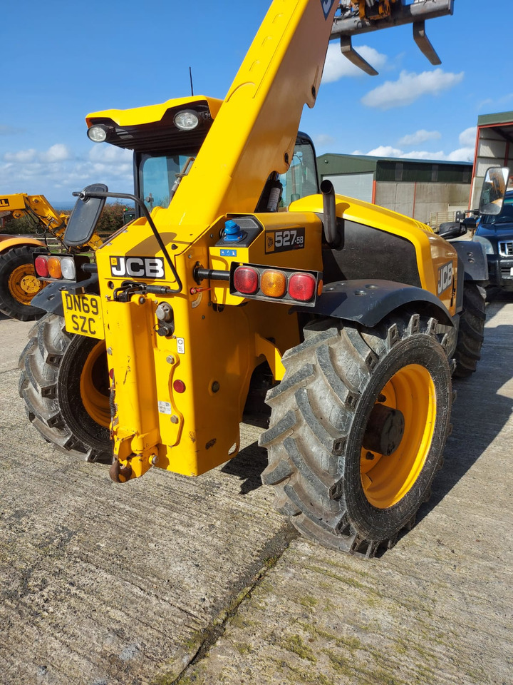 Teleszkópos rakodó JCB 527-58 Agri: 8 kép.