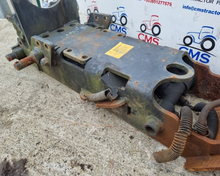 Kubota M5092 Dromone Pick Up Hitch Complete Ag2035886 - Alkatrész - Traktor: 3 kép. Kubota M5092 Dromone Pick Up Hitch Complete Ag2035886 - Alkatrész - Traktor: 3 kép.