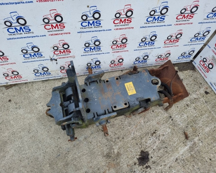 Kubota M5092 Dromone Pick Up Hitch Complete Ag2035886 - Alkatrész - Traktor: 1 kép. Kubota M5092 Dromone Pick Up Hitch Complete Ag2035886 - Alkatrész - Traktor: 1 kép.