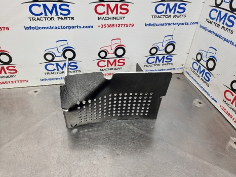 Mccormick Xtx 165, Xtx145 Tier 3 Pto Guard, Shield, 712743a1 - Alkatrész - Traktor: 4 kép. Mccormick Xtx 165, Xtx145 Tier 3 Pto Guard, Shield, 712743a1 - Alkatrész - Traktor: 4 kép.