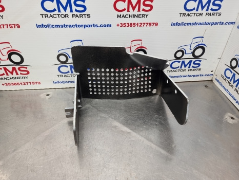 Mccormick Xtx 165, Xtx145 Tier 3 Pto Guard, Shield, 712743a1 - Alkatrész - Traktor: 1 kép. Mccormick Xtx 165, Xtx145 Tier 3 Pto Guard, Shield, 712743a1 - Alkatrész - Traktor: 1 kép.