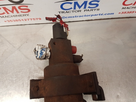 Case 5120, 5140, 5130, 1056xl, 956xl Pressure Regulating Valve 1328737c91 - Hidraulika: 3 kép. Case 5120, 5140, 5130, 1056xl, 956xl Pressure Regulating Valve 1328737c91 - Hidraulika: 3 kép.