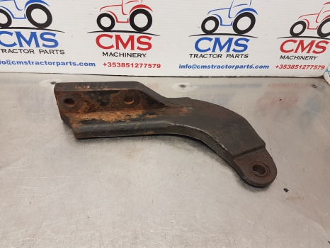 Case 5120, 5140, 5130 Hitch Arm Bracket Lhs 1974318c1, 1974318c2, 1974318c3 - Keret/ Alváz: 1 kép. Case 5120, 5140, 5130 Hitch Arm Bracket Lhs 1974318c1, 1974318c2, 1974318c3 - Keret/ Alváz: 1 kép.