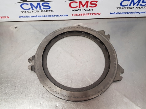 Case 5120 Mxc, Maxxum Mx, 5000 Series 5140, Brake Plate Disc 1995365c1 - Féktárcsa: 2 kép. Case 5120 Mxc, Maxxum Mx, 5000 Series 5140, Brake Plate Disc 1995365c1 - Féktárcsa: 2 kép.