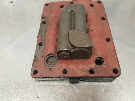 Case 885, 995, 695, 785, 595 Hydraulic Valve, Cover 83190c92, 83190c91 - Hidraulikus szelep - Traktor: 4 kép. Case 885, 995, 695, 785, 595 Hydraulic Valve, Cover 83190c92, 83190c91 - Hidraulikus szelep - Traktor: 4 kép.