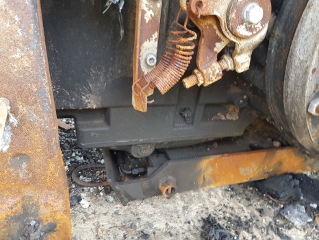 Case Maxxum 130, Steyr Rear Axle Housing, Bevel Gear, Diff Nut 47358811, 5196680 - Hátsó tengely: 1 kép. Case Maxxum 130, Steyr Rear Axle Housing, Bevel Gear, Diff Nut 47358811, 5196680 - Hátsó tengely: 1 kép.