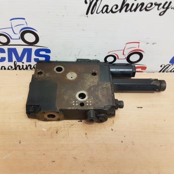 Case Mxm New Holland Tm Series, Hydraulic Priority Valve 47123176 - Hidraulikus szelep - Traktor: 1 kép. Case Mxm New Holland Tm Series, Hydraulic Priority Valve 47123176 - Hidraulikus szelep - Traktor: 1 kép.