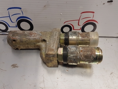 Case New Holland Tm And Mxm Hydraulic Valve Coupling 5191811 ,87381984 , 5190882 - Hidraulikus szelep - Traktor: 1 kép. Case New Holland Tm And Mxm Hydraulic Valve Coupling 5191811 ,87381984 , 5190882 - Hidraulikus szelep - Traktor: 1 kép.