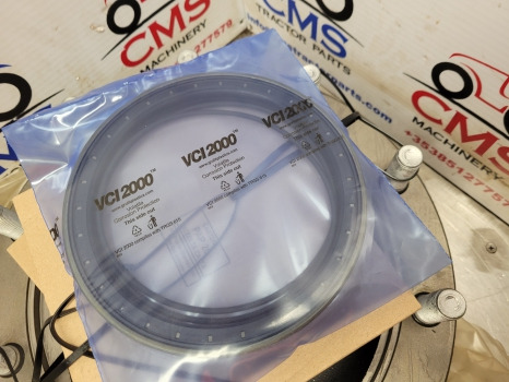 Claas Arion 500, 600 A34, A35, A36, A37 Carraro Front Axle Hub Bolt Plate 11530 - Első tengely: 3 kép. Claas Arion 500, 600 A34, A35, A36, A37 Carraro Front Axle Hub Bolt Plate 11530 - Első tengely: 3 kép.
