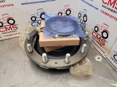 Claas Arion 500, 600 A34, A35, A36, A37 Carraro Front Axle Hub Bolt Plate 11530 - Első tengely: 4 kép. Claas Arion 500, 600 A34, A35, A36, A37 Carraro Front Axle Hub Bolt Plate 11530 - Első tengely: 4 kép.