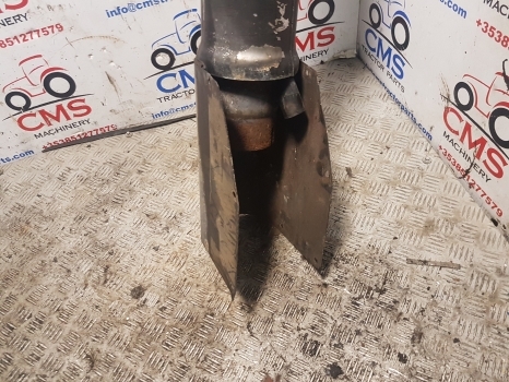 Claas Arion 500, 600 Series A18, A19, A20 640 Exhaust Pipe Extension 0021799761 - Kipufogócső - Traktor: 2 kép. Claas Arion 500, 600 Series A18, A19, A20 640 Exhaust Pipe Extension 0021799761 - Kipufogócső - Traktor: 2 kép.