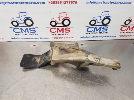Claas Arion 530, 500, Cmatic,hexashift Alternator Support 0022356030, 0021608072 - Generátor - Traktor: 1 kép. Claas Arion 530, 500, Cmatic,hexashift Alternator Support 0022356030, 0021608072 - Generátor - Traktor: 1 kép.