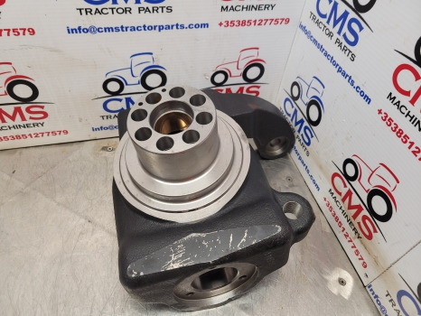 Claas Arion 600 A36, A37 Carraro 20.25si Front Axle Swivel Housing Lhs 0011500110 - Első tengely: 1 kép. Claas Arion 600 A36, A37 Carraro 20.25si Front Axle Swivel Housing Lhs 0011500110 - Első tengely: 1 kép.