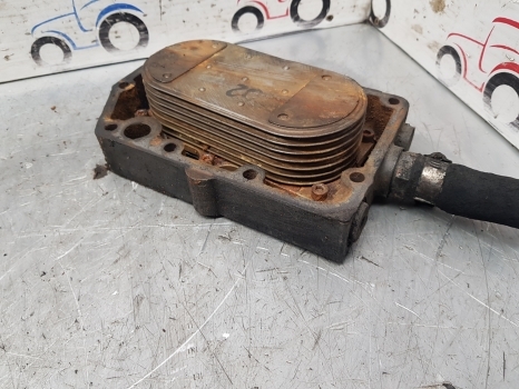 Claas Arion 600 Series 640 Engine Oil Cooler 0011613210, 0011350580 - Olajhűtő - Traktor: 4 kép. Claas Arion 600 Series 640 Engine Oil Cooler 0011613210, 0011350580 - Olajhűtő - Traktor: 4 kép.