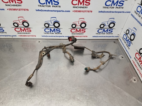 Claas Arion 640, Arion Cmatic. Hexashift,engine Wiring Loom Complete 0011645700 - Kábel/ Kábelkorbácso: 1 kép. Claas Arion 640, Arion Cmatic. Hexashift,engine Wiring Loom Complete 0011645700 - Kábel/ Kábelkorbácso: 1 kép.