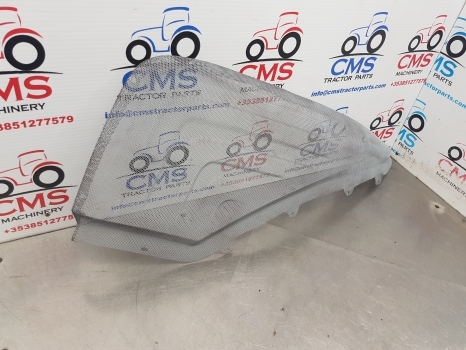 Fendt 714 Gen 6 Engine Bonnet Side Grille Lh 743500022310, 743500021350 - Rács: 2 kép. Fendt 714 Gen 6 Engine Bonnet Side Grille Lh 743500022310, 743500021350 - Rács: 2 kép.