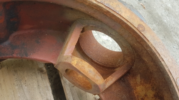 Fermec 860 Rear Axle Differential Housing 518212m1 - Differenciálmű - Kotrórakodó: 3 kép. Fermec 860 Rear Axle Differential Housing 518212m1 - Differenciálmű - Kotrórakodó: 3 kép.