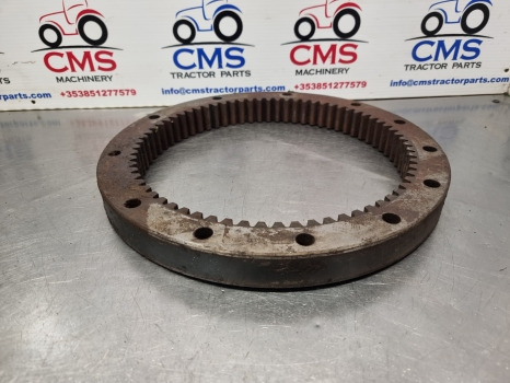 Fiat 110-90, 100-90, 110-90dt, 100-90dt Rear Axle Ring Gear 70z 5100648 - Hátsó tengely: 2 kép. Fiat 110-90, 100-90, 110-90dt, 100-90dt Rear Axle Ring Gear 70z 5100648 - Hátsó tengely: 2 kép.
