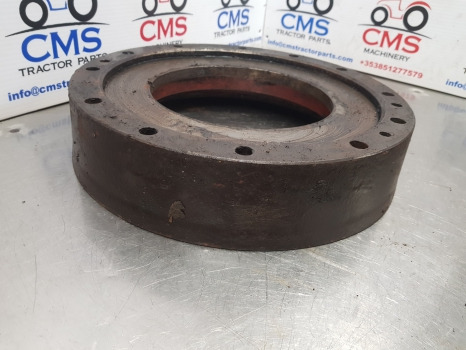 Fiat 140-90, 130-90, 160-90 Rear Axle Spacer Brake Housing 5117648, 5117658 - Hátsó tengely: 3 kép. Fiat 140-90, 130-90, 160-90 Rear Axle Spacer Brake Housing 5117648, 5117658 - Hátsó tengely: 3 kép.