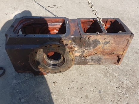 Fiat 70-90, 88, 90 Series, 80-90dt, 85-90, Rear Axle Housing 5125822 - Hátsó tengely: 1 kép. Fiat 70-90, 88, 90 Series, 80-90dt, 85-90, Rear Axle Housing 5125822 - Hátsó tengely: 1 kép.