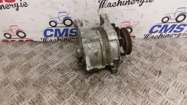 Fiat F100, F110, F115, F120, F140 Alternator 4808511, 4813248 - Generátor - Traktor: 2 kép. Fiat F100, F110, F115, F120, F140 Alternator 4808511, 4813248 - Generátor - Traktor: 2 kép.