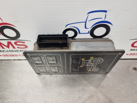 Fiat, New Holland 60, M Series Ecu Control Panel 82008154, 82010884, 82013284 - ECU: 4 kép. Fiat, New Holland 60, M Series Ecu Control Panel 82008154, 82010884, 82013284 - ECU: 4 kép.