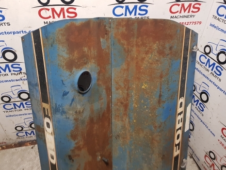 Ford 10 Series 5610, 6610, 7410, 7610, 6810 Sq Cab Bonnet Hood Panel 2 Holes - Motorháztető - Traktor: 4 kép. Ford 10 Series 5610, 6610, 7410, 7610, 6810 Sq Cab Bonnet Hood Panel 2 Holes - Motorháztető - Traktor: 4 kép.