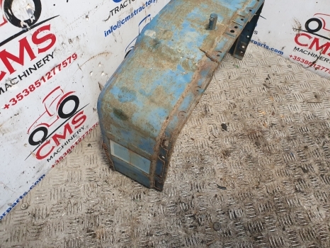 Ford 10 Series Ap Cab Bonnet Panel Front Of Cab - Motorháztető - Traktor: 2 kép. Ford 10 Series Ap Cab Bonnet Panel Front Of Cab - Motorháztető - Traktor: 2 kép.