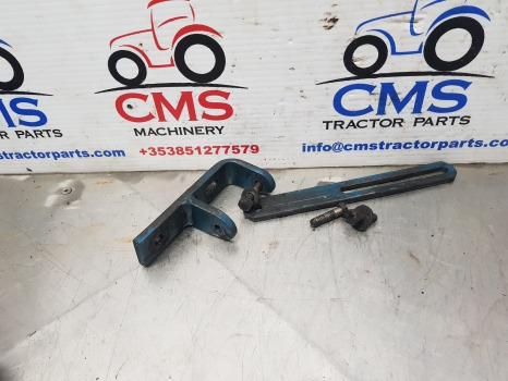 Ford 2810, 4610, 4600 Alternator Bracket Kit D3nn10239a, 81837759 - Generátor - Mezőgazdasági gépek: 5 kép. Ford 2810, 4610, 4600 Alternator Bracket Kit D3nn10239a, 81837759 - Generátor - Mezőgazdasági gépek: 5 kép.