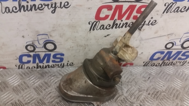 Ford 2910, 3 Cylinder Engines Engine Oil Pump E1nn6600dd, 81873261, 87554841 - Olajszivattyú - Traktor: 1 kép. Ford 2910, 3 Cylinder Engines Engine Oil Pump E1nn6600dd, 81873261, 87554841 - Olajszivattyú - Traktor: 1 kép.