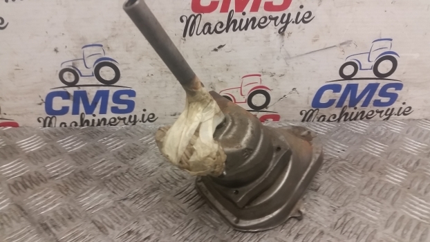Ford 2910, 3 Cylinder Engines Engine Oil Pump E1nn6600dd, 81873261, 87554841 - Olajszivattyú - Traktor: 3 kép. Ford 2910, 3 Cylinder Engines Engine Oil Pump E1nn6600dd, 81873261, 87554841 - Olajszivattyú - Traktor: 3 kép.
