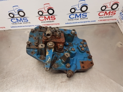 Ford 40, 7840, 5640, 8340 Transmission Control Plate Cover And Valve F0nn7z479ag - Erőátvitel - Traktor: 1 kép. Ford 40, 7840, 5640, 8340 Transmission Control Plate Cover And Valve F0nn7z479ag - Erőátvitel - Traktor: 1 kép.