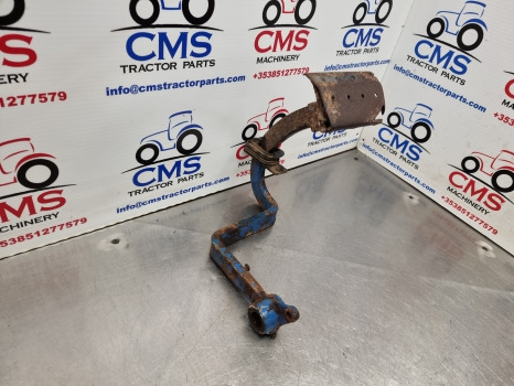 Ford 4610, 10 Series, Lp Cab Brake Pedal D4nn2n003c - Pedál - Traktor: 2 kép. Ford 4610, 10 Series, Lp Cab Brake Pedal D4nn2n003c - Pedál - Traktor: 2 kép.