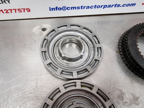 Ford 4630, 30 Series, Clutch Plate, Disc And Drum 86604372, K3660623692 - Kuplung és alkatrészek: 5 kép. Ford 4630, 30 Series, Clutch Plate, Disc And Drum 86604372, K3660623692 - Kuplung és alkatrészek: 5 kép.