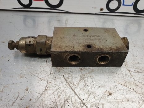 Ford 555 Hydraulic Check Valve 81873170 , Sauer-sundstrand Rpl06/c5-unf 495 - Hidraulikus szelep - Traktor: 5 kép. Ford 555 Hydraulic Check Valve 81873170 , Sauer-sundstrand Rpl06/c5-unf 495 - Hidraulikus szelep - Traktor: 5 kép.