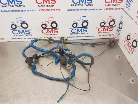 Ford 5610, Tw, 10, 600 Series Wiring Loom Heater Control D5nn18c346d - Kábel/ Kábelkorbácso - Traktor: 1 kép. Ford 5610, Tw, 10, 600 Series Wiring Loom Heater Control D5nn18c346d - Kábel/ Kábelkorbácso - Traktor: 1 kép.