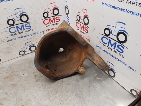 Ford 5640, 6640, 7840 Swivel Housing Spindle Rhs 18915, Car123489, 81863196 - Csonkállvány - Traktor: 4 kép. Ford 5640, 6640, 7840 Swivel Housing Spindle Rhs 18915, Car123489, 81863196 - Csonkállvány - Traktor: 4 kép.