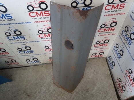 Ford 6610 Bonnet Hood Panel Lhs C7nn16626g, C5nn566af, C5nn16626am, 81815949 - Motorháztető - Traktor: 1 kép. Ford 6610 Bonnet Hood Panel Lhs C7nn16626g, C5nn566af, C5nn16626am, 81815949 - Motorháztető - Traktor: 1 kép.