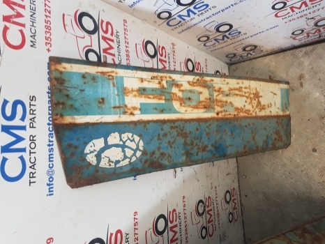 Ford 7600 Lhs Bonnet Hood Panel C7nn16625e, E9nn16a724aa, D5nn16a724b - Motorháztető - Traktor: 1 kép. Ford 7600 Lhs Bonnet Hood Panel C7nn16625e, E9nn16a724aa, D5nn16a724b - Motorháztető - Traktor: 1 kép.