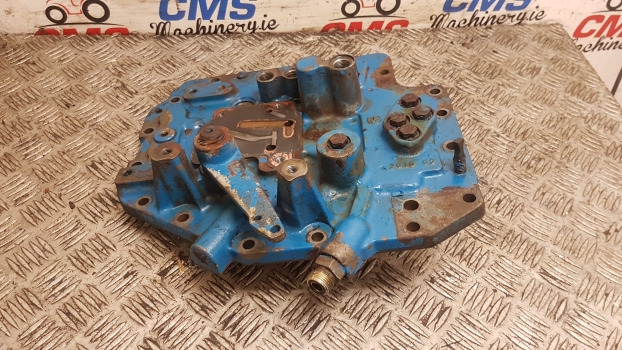 Ford 7840, 7740, 6640 40 Transmission Control Plate Cover F0nn7z479ag, 81871981 - Erőátvitel: 1 kép. Ford 7840, 7740, 6640 40 Transmission Control Plate Cover F0nn7z479ag, 81871981 - Erőátvitel: 1 kép.