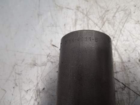 Ford 8240, 10, Ts, 100, 1000 Transmission Shaft Pto Coupling D1nn4684b, 81825115 - Sebességváltó: 4 kép. Ford 8240, 10, Ts, 100, 1000 Transmission Shaft Pto Coupling D1nn4684b, 81825115 - Sebességváltó: 4 kép.