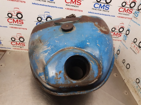 Ford Fordson Major, Super Major Fuel Tank Original E1addn9002b - Üzemanyag tartály: 1 kép. Ford Fordson Major, Super Major Fuel Tank Original E1addn9002b - Üzemanyag tartály: 1 kép.