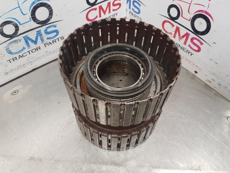 Ford New Holland 40 And Ts Series Rear Clutch Housing Rusty 82036853, 82016096 - Kuplung és alkatrészek: 2 kép. Ford New Holland 40 And Ts Series Rear Clutch Housing Rusty 82036853, 82016096 - Kuplung és alkatrészek: 2 kép.