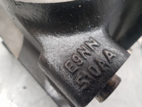 Ford New Holland 40, Ts Sle, Edc Hydraulic Lift Cylinder 73401672, E9nn510aa - Hidraulika - Traktor: 2 kép. Ford New Holland 40, Ts Sle, Edc Hydraulic Lift Cylinder 73401672, E9nn510aa - Hidraulika - Traktor: 2 kép.